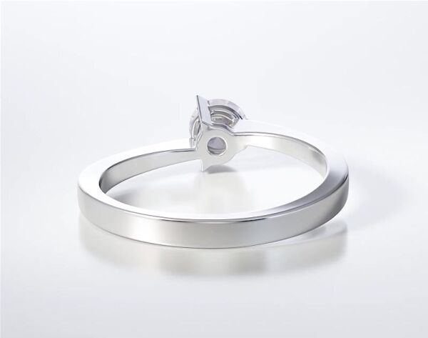 Engagement Ring LR371
